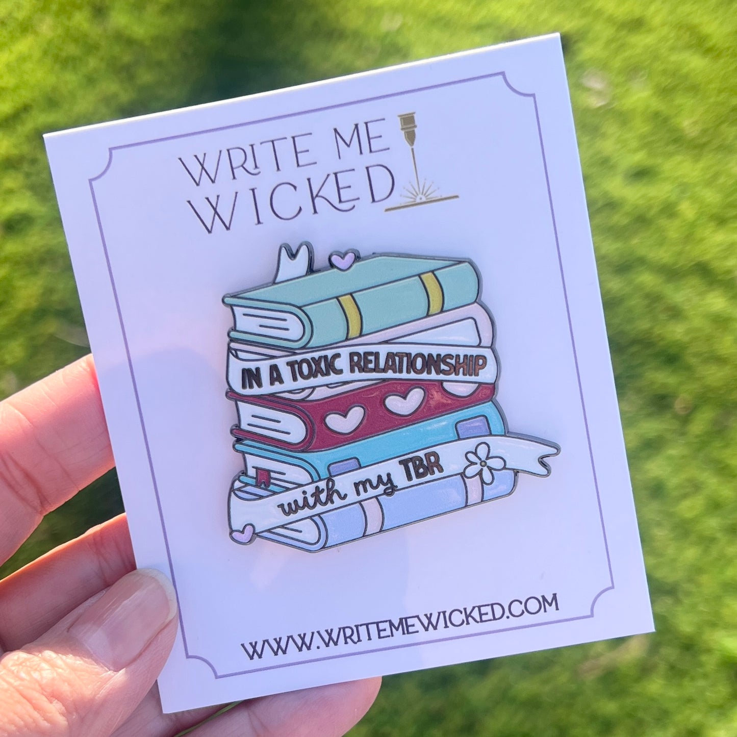 In a toxic relationship with my TBR | 2" Enamel Pin